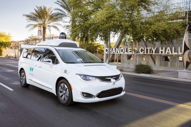 Waymo expands Phoenix self-driving service by putting 10 cars on Lyft