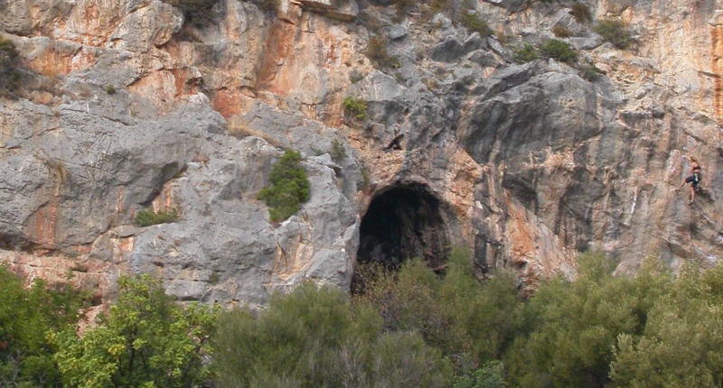 Neanderthals lived in Grotta di Sant'Agostino between 55,000 and 40,000 years ago.